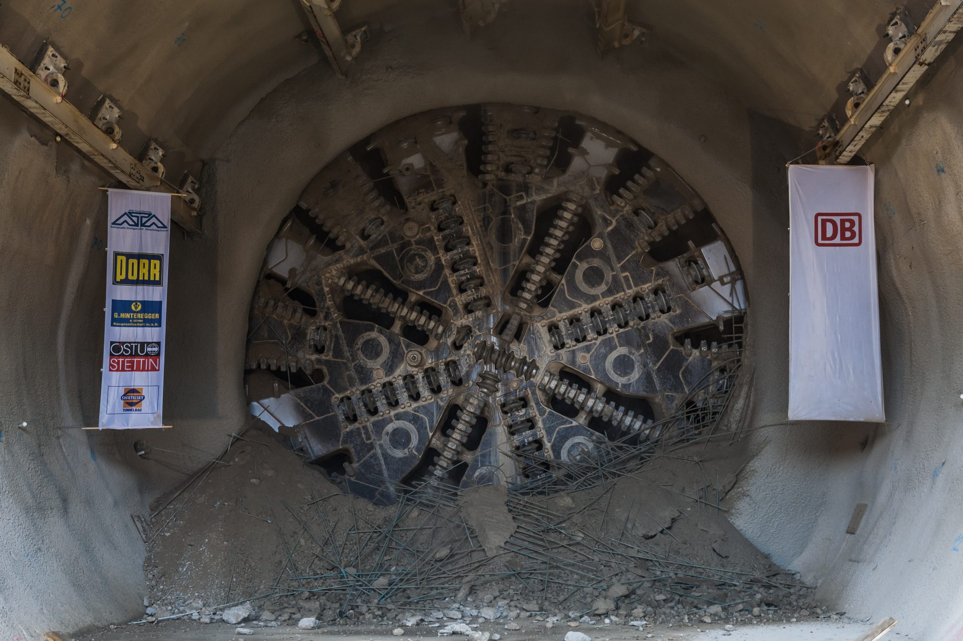 https://imm-bochum.de/wp-content/uploads/2024/12/Bosslertunnel3.jpg