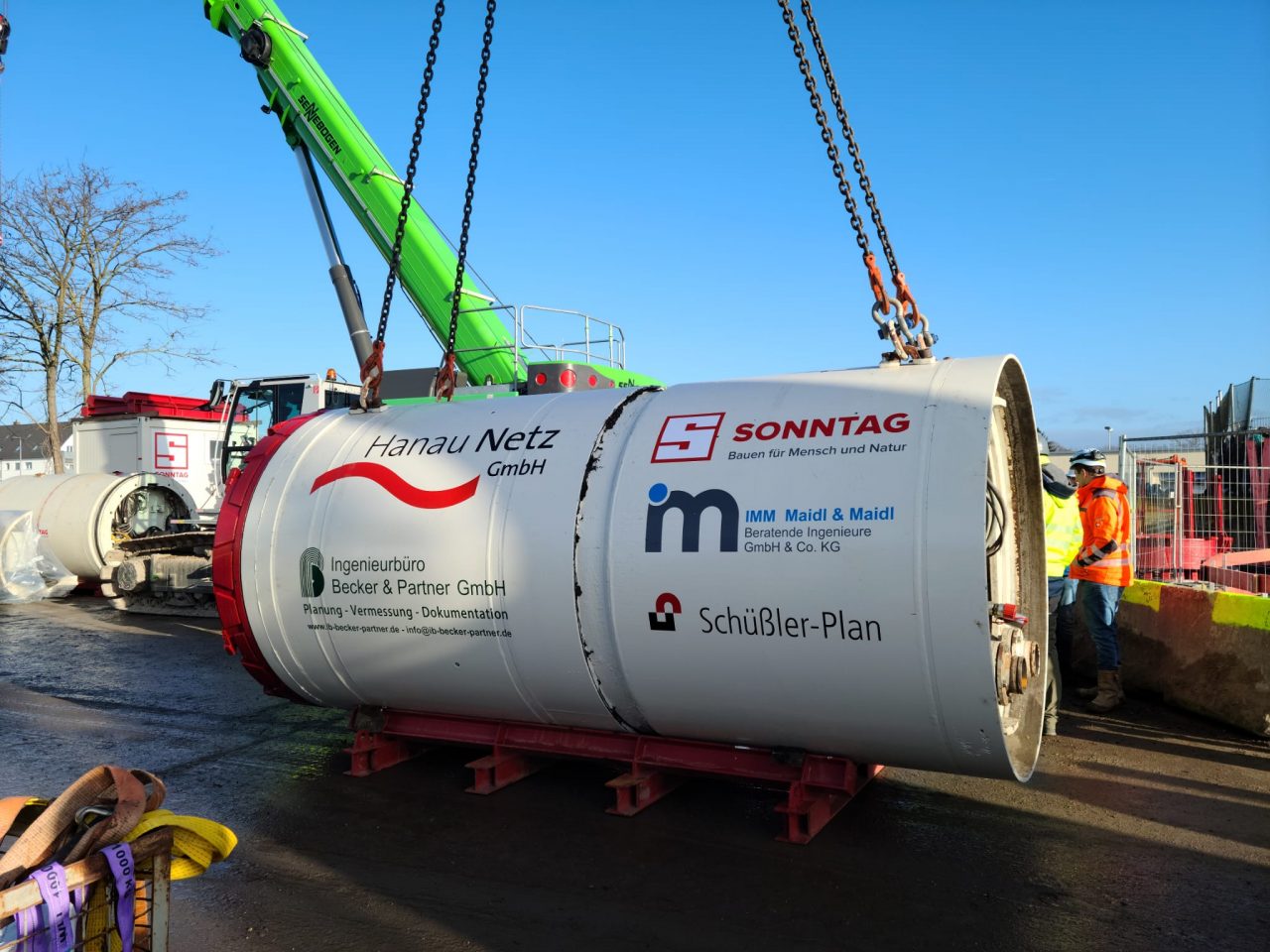 Hanau Maschine mit Logo_012024